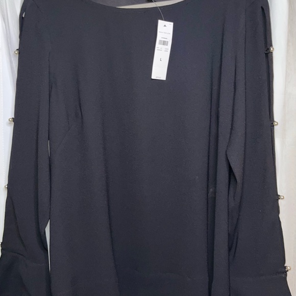 💕NWT. ANN TAYLOR Black, long bell sleeved Blouse w- Pearl Details. Large.BLOUSE - Picture 9 of 13